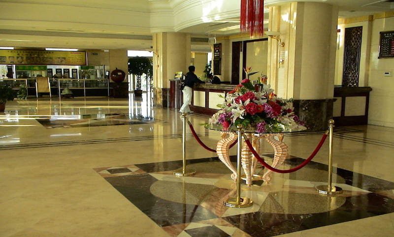 hotel-and-restuarants-top-page-min