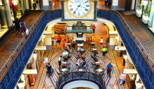 Shop use case for Digital Signage